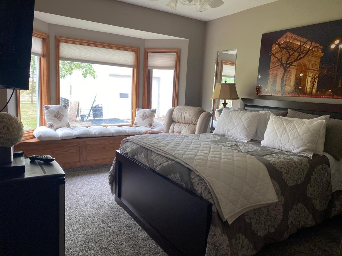 Rolling Hills Country Resort Bed And Breakfast Three Hills Экстерьер фото